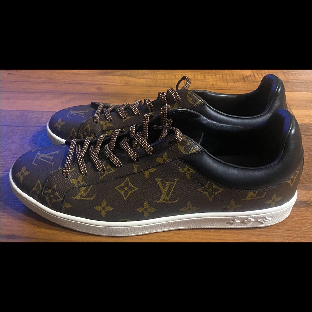 Louis Vuitton Black and Brown Monogram Sneakers (Pre-owned)